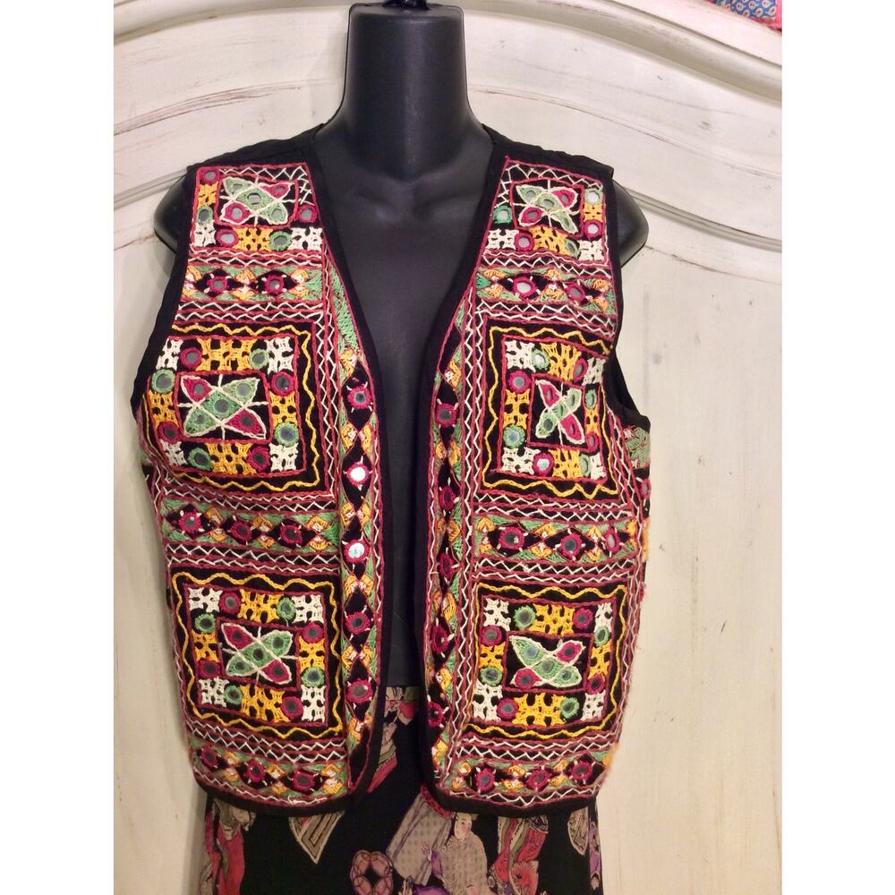VINTAGE INDIA HIPPIE BOHO MIRRORED EMBELLISHED VEST WAISTCOAT FESTIVAL!